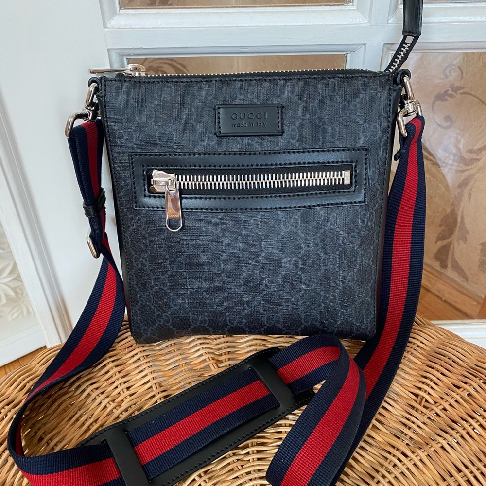 Gucci crossbody bag